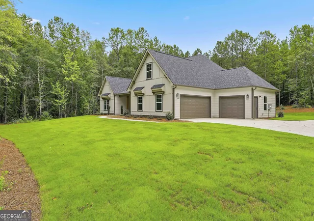Photo 4 of Single family home for sale at 1283 Mcintosh Trl Lot #LOT 8, Senoia, GA 30276 | MLS# 10806252 | Listing updated on 2026-09-08