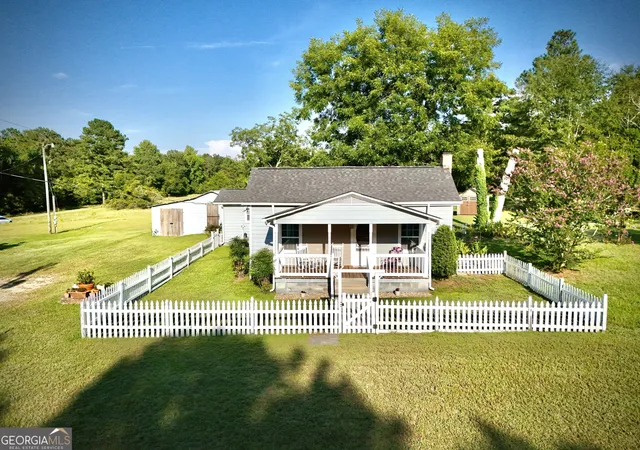 Photo 3 of Sale Pending at 3506 Us Hwy 441 S, Dublin, GA 31021 | MLS# 10833744 | Listing updated on 2026-09-02