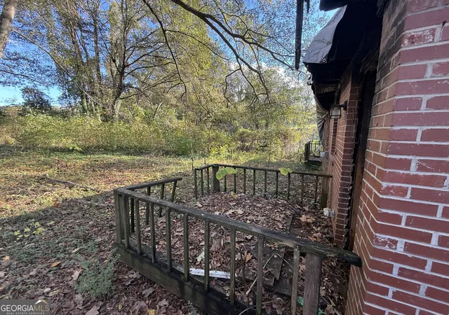 3rd image of 395 Woodlawn Ave Nw, Atlanta, GA 30318 | MLS# 10763804