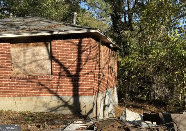 5th image of 395 Woodlawn Ave Nw, Atlanta, GA 30318 | MLS# 10763804