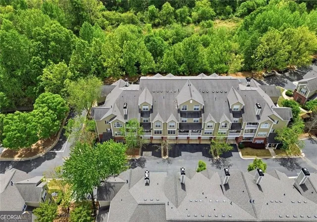 Homes for sale in Alpharetta, GA | 2111 Woodland Ln, Alpharetta, GA 30009