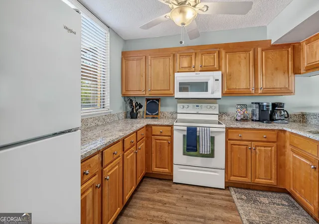 2nd image of 201 Neptune Rd, St. Simons, GA 31522