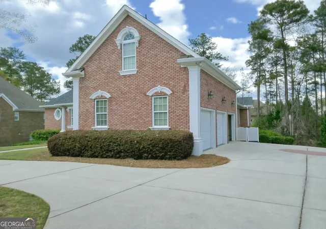 3rd image of 906 Northern Pines Dr, Mcdonough, GA 30253 | MLS# 10793799