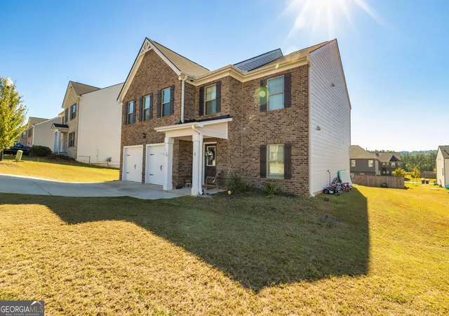 Homes for sale in West Point, GA | 111 Tudor Wy, West Point, GA 31833 | MLS# 10791991