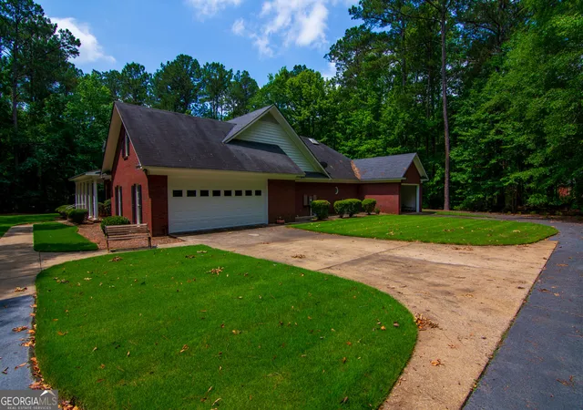 Homes for sale in Pine Mountain, GA | 890 Piedmont Lake Rd, Pine Mountain, GA 31822 | MLS# 10783269