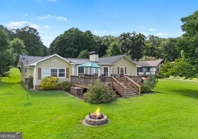 Photo 3 of Single family home for sale at 276 Roberts Point Rd, Jackson, GA 30233 | MLS# 10813689 | Listing updated on 2026-09-14