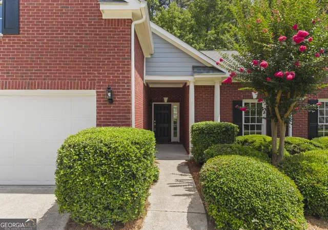 4th image of 1011 Blankets Creek Dr, Canton, GA 30114 | MLS# 10804517