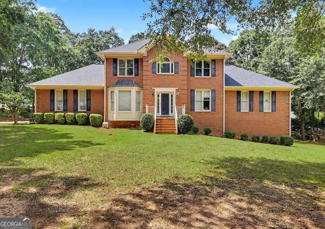 Single family home for sale at 107 Big Oak Dr, Barnesville, GA 30204 | MLS# 10879475