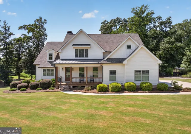 Photo 1 of Single family home for sale at 417 Fox Valley Dr, Monroe, GA 30656 | MLS# 10836839 | Listing updated on 2026-09-19