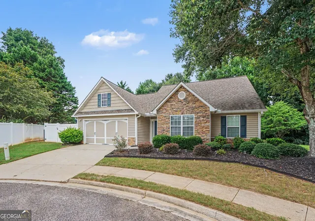 Photo 2 of Single family home for sale at 31 Bramble Ct, Jefferson, GA 30549 | MLS# 10812163 | Listing updated on 2026-09-13