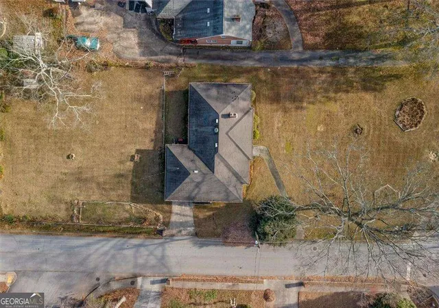 Photo 3 of Single family home for sale at 441 Lawrenceville St, Norcross, GA 30071 | MLS# 10808513 | Listing updated on 2026-08-13