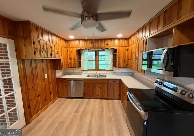 Photo 4 of Single family home for sale at 441 Lawrenceville St, Norcross, GA 30071 | MLS# 10808513 | Listing updated on 2026-08-13