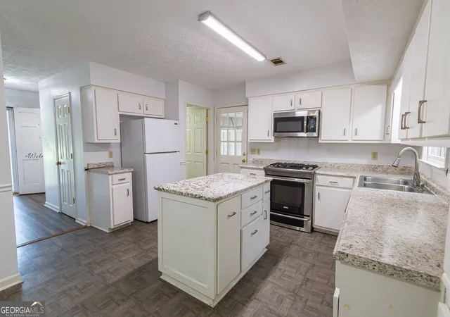 5th image of 294 Mcdonough Rd, Fayetteville, GA 30214 | MLS# 10813974