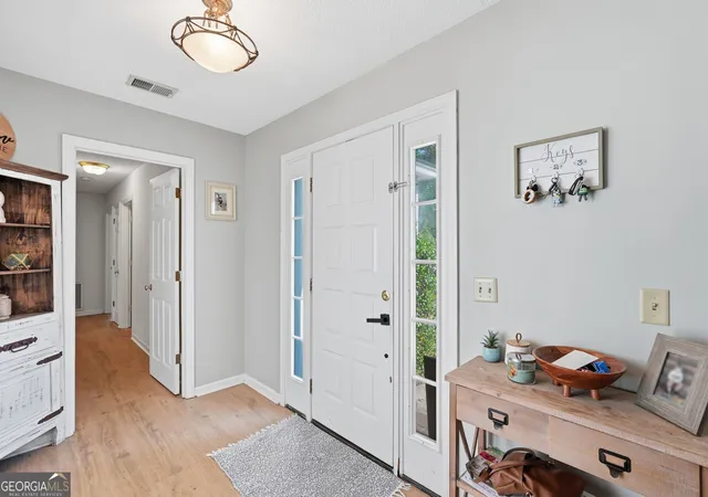Photo 3 of Single family home for sale at 215 Wildwood Dr, Statesboro, GA 30458 | MLS# 10831113 | Listing updated on 2026-09-04