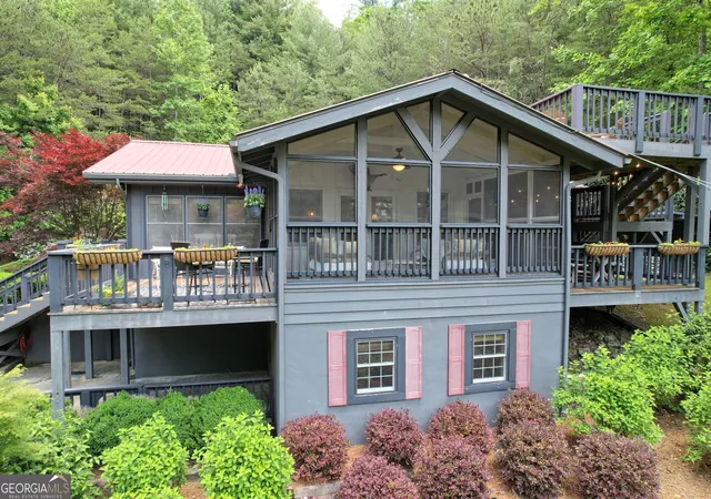Photo 1 of Single family home for sale at 422 Timpson Cove Rd, Clayton, GA 30525 | MLS# 10806070 | Listing updated on 2026-09-22