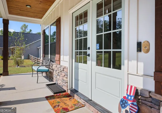 Photo 2 of Single family home for sale at 425 Rc Thompson Rd, Dallas, GA 30157 | MLS# 10835516 | Listing updated on 2026-09-30