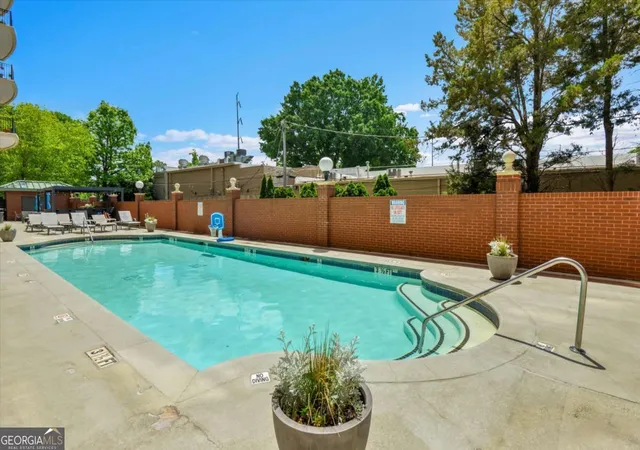 Homes for sale in Atlanta, GA | 3820 Roswell Rd Ne #314, Atlanta, GA 30342 | MLS# 10742904