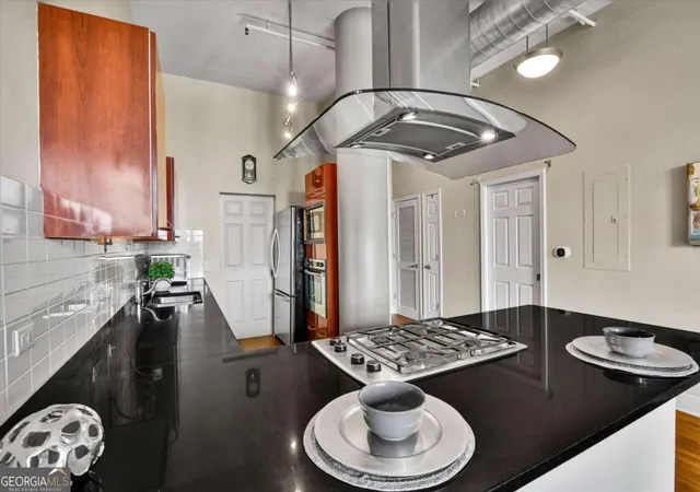 Photo 3 of Condo for sale at 3820 Roswell Rd Ne #314, Atlanta, GA 30342 | MLS# 10742904 | Listing updated on 2026-10-16