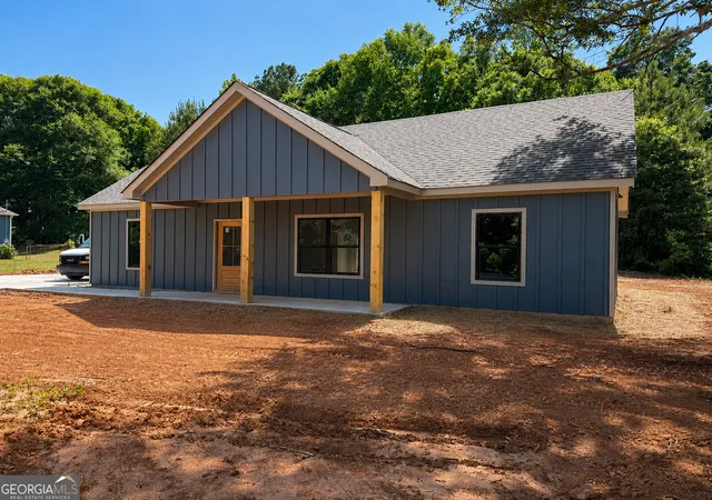 Homes for sale in Carnesville, GA | 563 High Rd, Carnesville, GA 30521 | MLS# 10765892