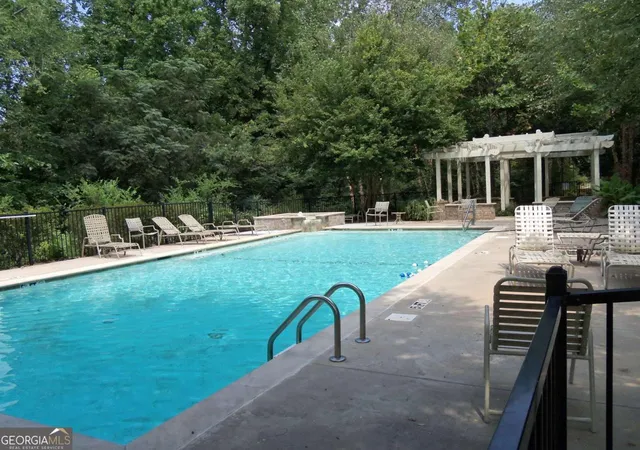 Homes for sale in Athens, GA | 660 Barnett Shoals Road, Athens, GA 30605 | Houzeo