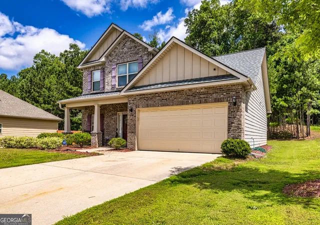 Photo 3 of Single family home for sale at 874 Crescent Ln #52, Griffin, GA 30224 | MLS# 10539512 | Listing updated on 2026-08-29