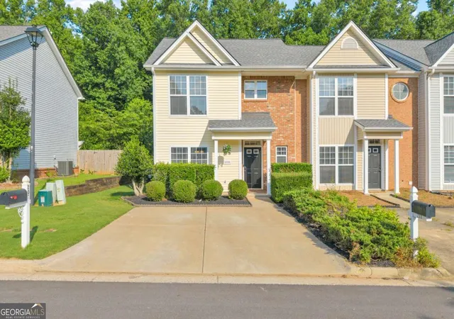Photo 1 of Sale Pending at 207 Pearl Chambers Dr, Dawsonville, GA 30534 | MLS# 10796774 | Listing updated on 2026-08-15