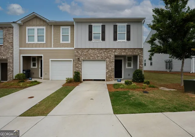 1st image of 3541 Condor Ct, Atlanta, GA 30331 | MLS# 10756734