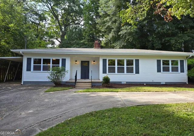 2nd image of 131 Mountain View Dr, Gainesville, GA 30501 | MLS# 10813305