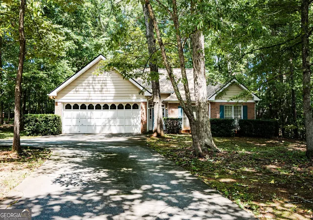 Photo 1 of Single family home for sale at 405 Radcliffe Tr, Covington, GA 30016 | MLS# 10832730 | Listing updated on 2026-09-08