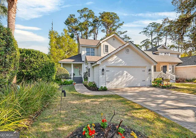 Photo 1 of Single family home for sale at 101 N Cottages Dr, Saint Simons Island, GA 31522 | MLS# 10798619 | Listing updated on 2026-08-12