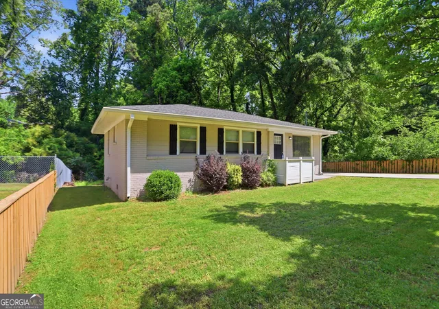 3rd image of 3575 Fairburn Pl Nw, Atlanta, GA 30331 | MLS# 10740076