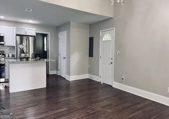 4th image of 2443 Abner Pl Nw, Atlanta, GA 30318 | MLS# 10549676