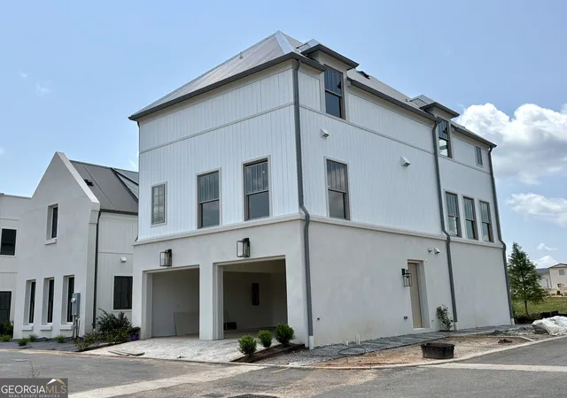 Photo 2 of Single family home for sale at 310 Central Ave, Fayetteville, GA 30214 | MLS# 10801998 | Listing updated on 2026-09-08