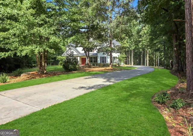 Photo 2 of Single family home for sale at 48 Cureton Ln, Moreland, GA 30259 | MLS# 10822214 | Listing updated on 2026-10-08
