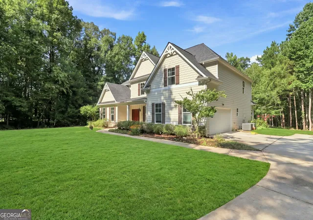 Photo 4 of Single family home for sale at 48 Cureton Ln, Moreland, GA 30259 | MLS# 10822214 | Listing updated on 2026-10-08
