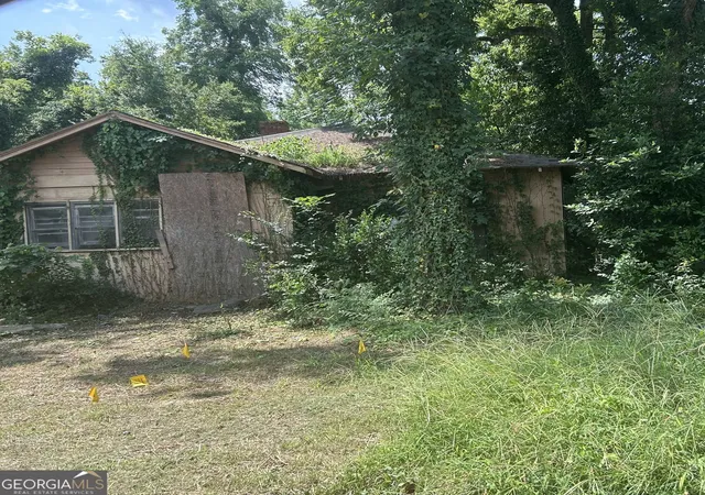 Photo 3 of Single family home for sale at 576 Cleveland St, Macon, GA 31206 | MLS# 10781796 | Listing updated on 2026-08-06