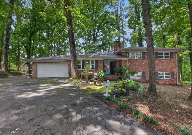 Photo 1 of Single family home for sale at 3343 Dogwood Ln Nw, Acworth, GA 30101 | MLS# 10881629 | Listing updated on 2026-10-30