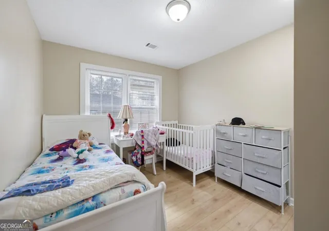Listing Photo 5 - Condo for sale in building located at 8325/8327 Chicago Ave, Douglasville, GA 30134
