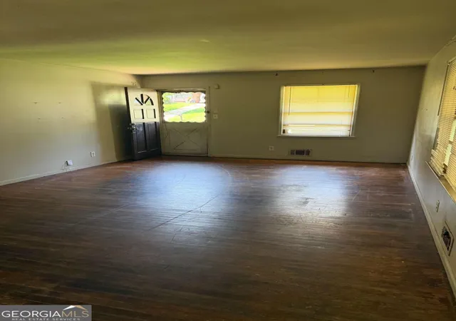 Photo 3 of Single family home for sale at 1147 Evelyn Dr #0, Forest Park, GA 30297 | MLS# 10825337 | Listing updated on 2026-09-26