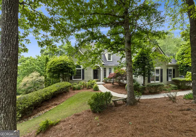 Photo 3 of Sale Pending at 407 Tantallon, Peachtree City, GA 30269 | MLS# 10755241 | Listing updated on 2026-05-15