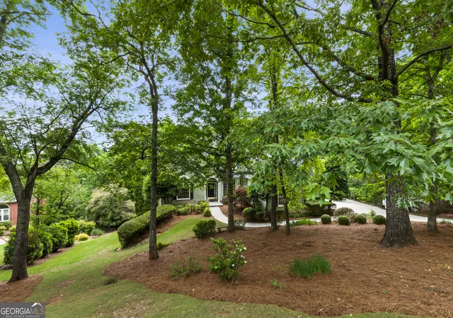 Photo 4 of Sale Pending at 407 Tantallon, Peachtree City, GA 30269 | MLS# 10755241 | Listing updated on 2026-05-15