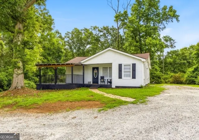 Homes for sale in Jackson, GA | 2552 Hwy 36 E, Jackson, GA 30233 | MLS# 10779484
