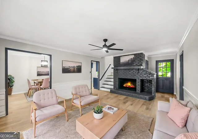 Photo 4 of Single family home for sale at 250 Lancaster Cir, Marietta, GA 30066 | MLS# 10822100 | Listing updated on 2026-10-10