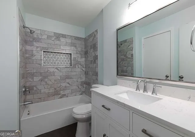 2nd image of 3655 Habersham Rd Ne, Atlanta, GA 30305