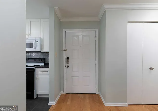 4th image of 3655 Habersham Rd Ne #352, Atlanta, GA 30305 | MLS# 10796456