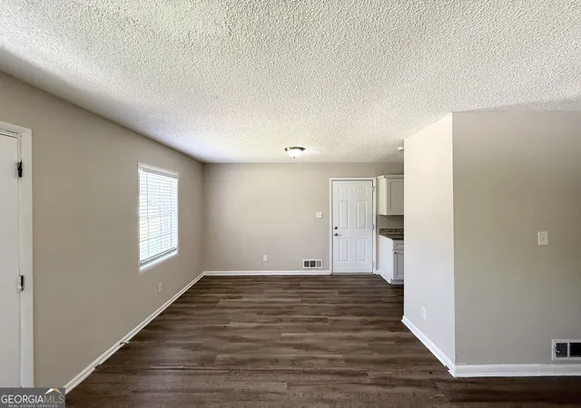 Photo 4 of Single family home for sale at 674 Lyric Wy Nw, Atlanta, GA 30318 | MLS# 10830220 | Listing updated on 2026-10-23