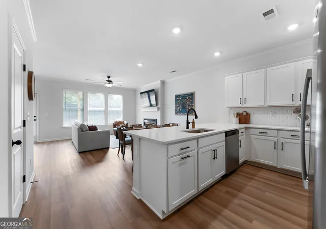 3rd image of 18 Magnolia Blvd, Cedartown, GA 30125 | MLS# 10824975