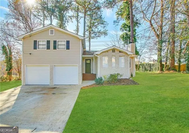 Photo 1 of Single family home for sale at 4101 Willow Ridge Rd, Douglasville, GA 30135 | MLS# 10830652 | Listing updated on 2026-09-04