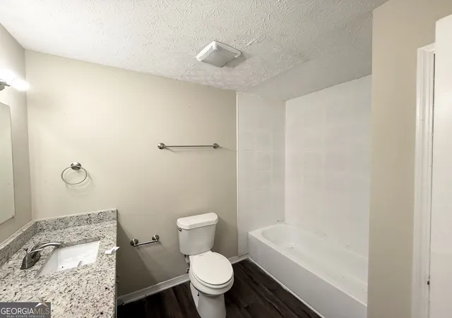 Photo 4 of Single family home for sale at 4101 Willow Ridge Rd, Douglasville, GA 30135 | MLS# 10830652 | Listing updated on 2026-10-03