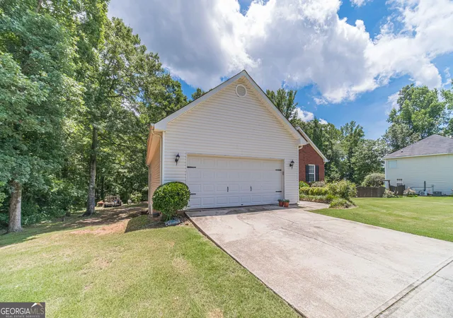 Photo 3 of Single family home for sale at 3435 Davan Ln, Monroe, GA 30655 | MLS# 10789231 | Listing updated on 2026-08-10